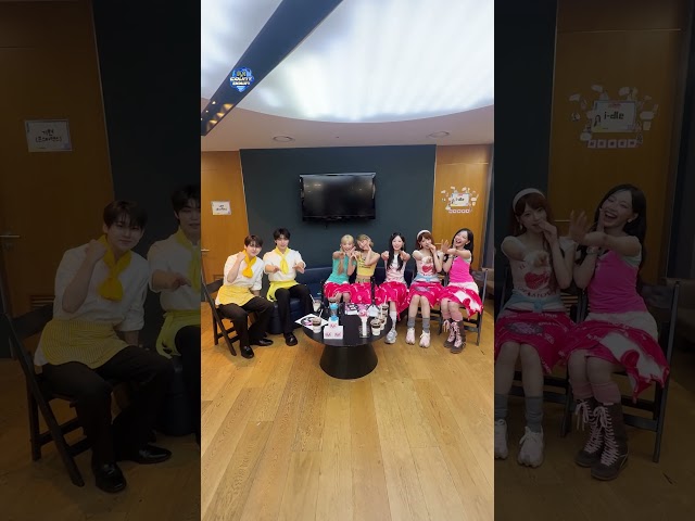 대기실 친구 「#RESCENE #리센느 등장☆ #엠카운트다운 #MCOUNTDOWN #대친소 #대기실친구를소개합니다 #MnetPlus