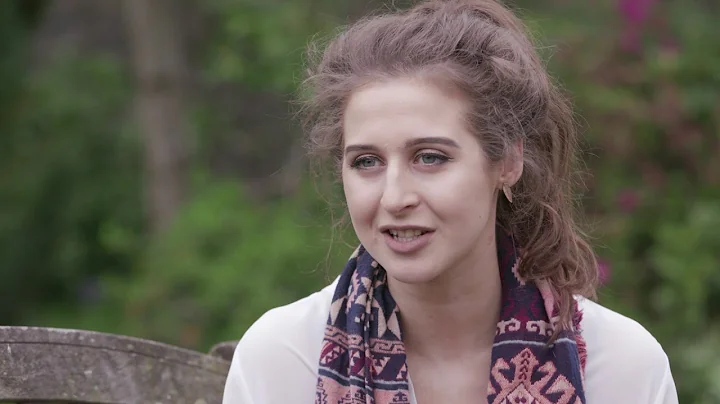 Naomi Lloyd extended interview with Fixers