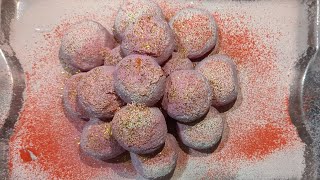 Soft chalk balls + glitter dust = pure satisfaction 💫🫶🏻