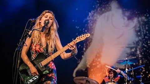 Wolf Alice at Best Kept Secret festival 2015 (full...