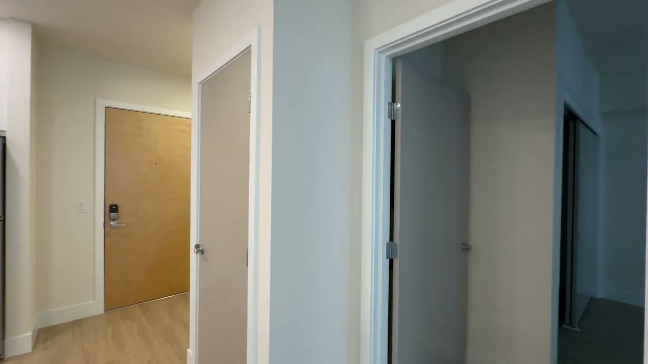 Red160 Apartments - Downtown Redmond -  A17-E - Unit 218