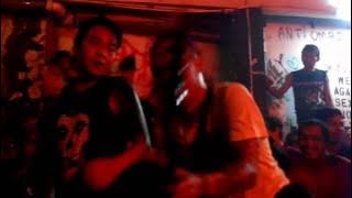 Milisi Kecoa 'Usir Para Jagoan' at Chaos in Rumah Api 2014