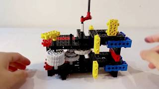 IMAGINE STEM ROBOT Da Vinci Gearbox: A set of gears to change the speed of rotation easily