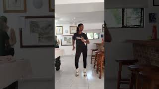 Bachata 3 step Combo @MaShezee #bachataflow #bachata #dancecoach #bachatadance