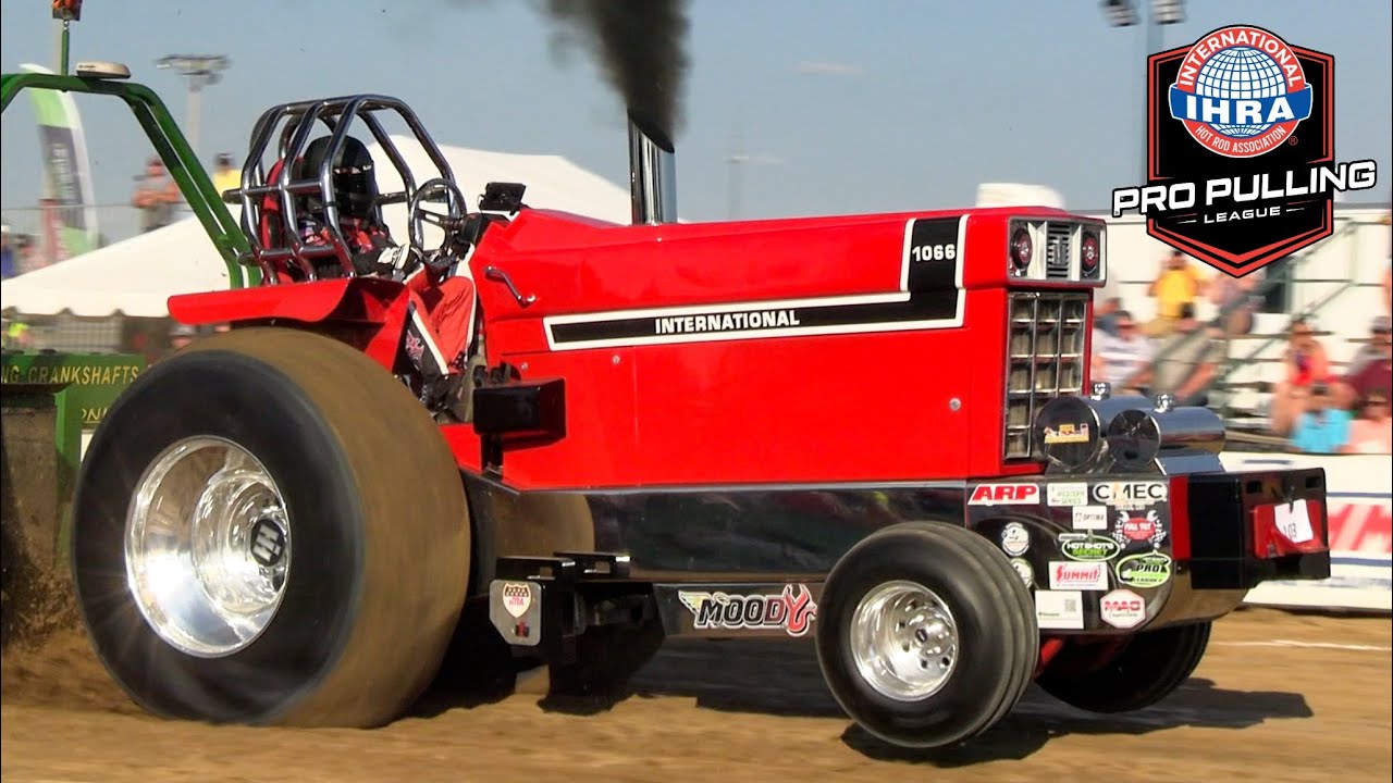 Tractor Pulling 2025 - Pro Pulling Limited Pro Stock Tractors flying down the track in Osceola, IA! 