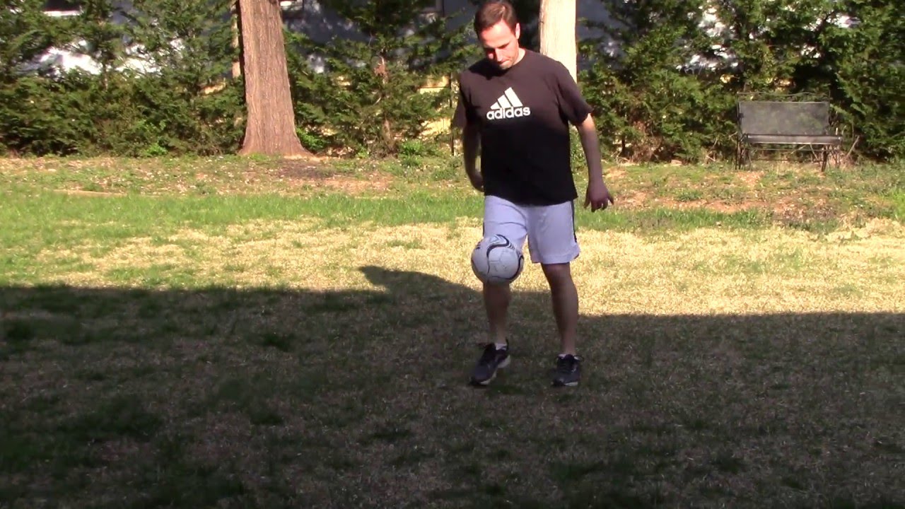 Juggling a soccer ball - YouTube