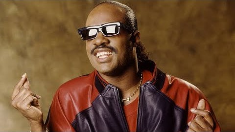 Stevie wonder plays CS:GO
