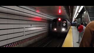 R179 #3025/#3283 (A) via 2 Av Line arriving at 86 Street