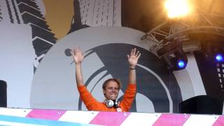 Armin van Buuren @ Citymoves Leiden Queensday 30.04.2010 - Near the end