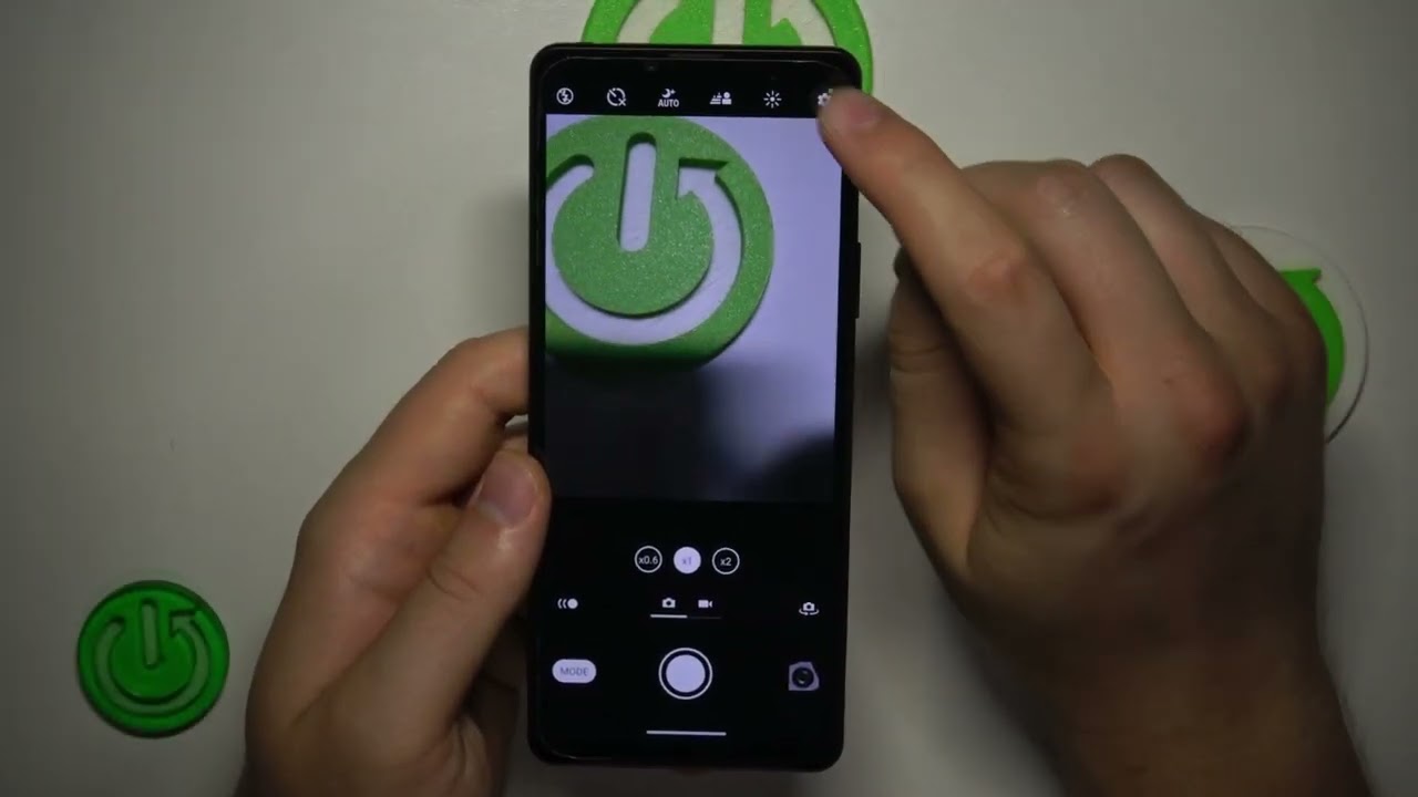 How to Turn On & Off Camera Grid Lines & Leveler on Sony Xperia 1 V