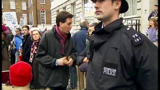 Ed Miliband to take on brother David
