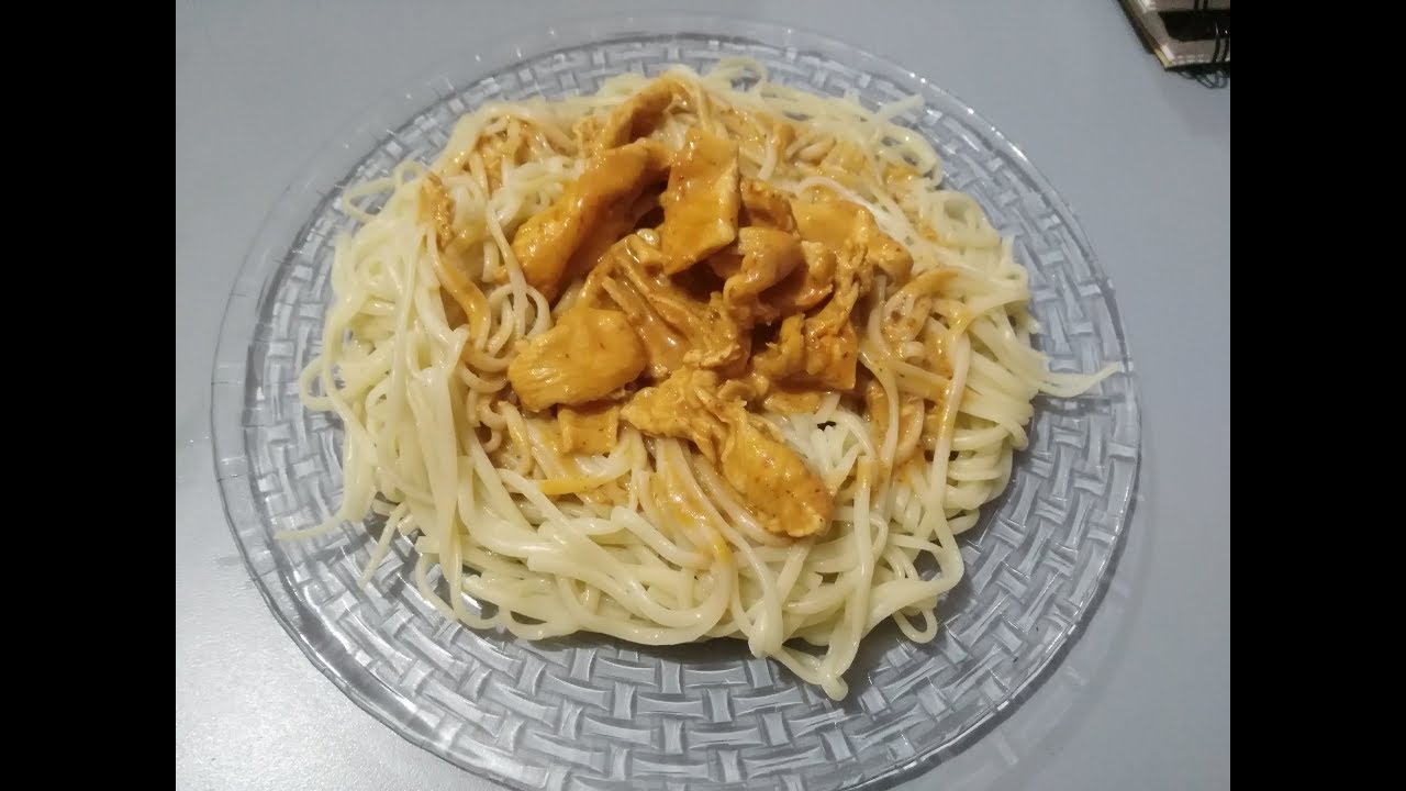 Fajitas de pollo en crema de chile chipotle y espagueti. YouTube