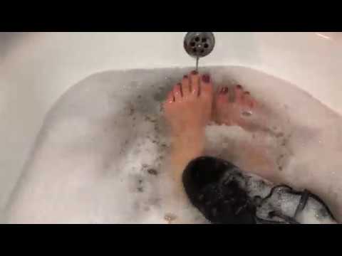 Kate's bath in brand new Adidas Stan Smith