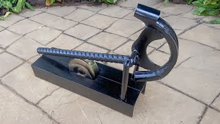New invention of iron pipe bending tool shakes up the engineering world