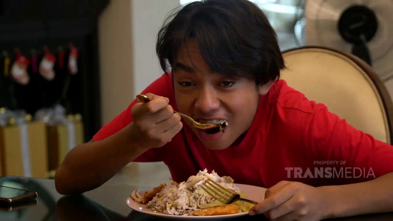 ONYO HAMPIR NANGIS, APAKAH YANG TERJADI DI MEJA MAKAN! | DIARY THE ONSU (27/12/20) P4