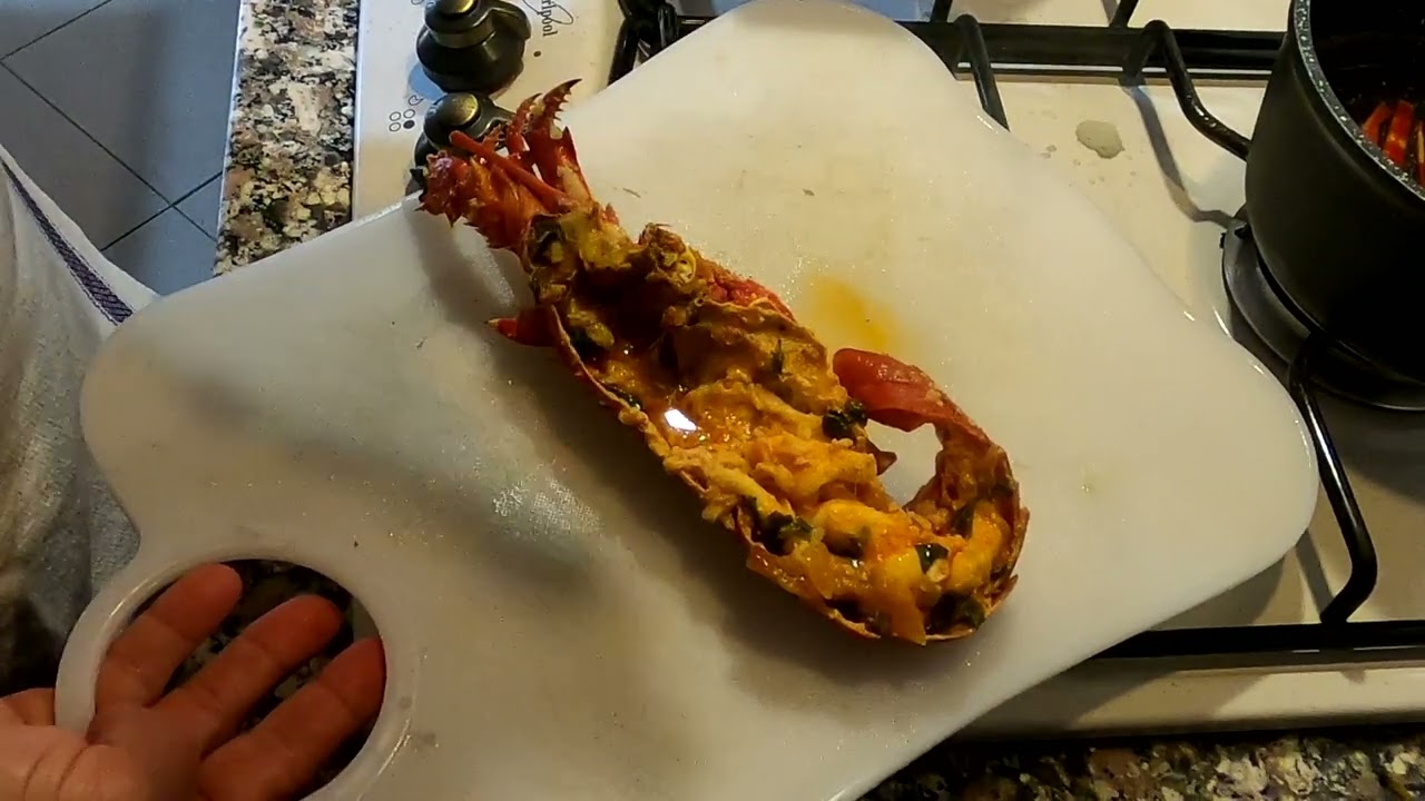 SPAGHETTI SPEZZATI in BRODO di ARAGOSTA alla Trapanese-ricetta siciliana-aragosta in bellavista🦞