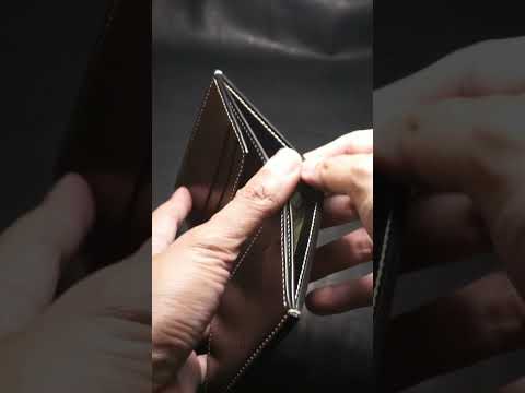 Vertical Compact Wallet