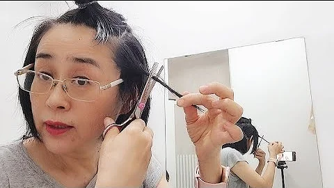 56歲退休阿姨愛上自己剪髮，越剪越有成就感，省時不花錢，每年還能省4-5百，值 - 天天要聞