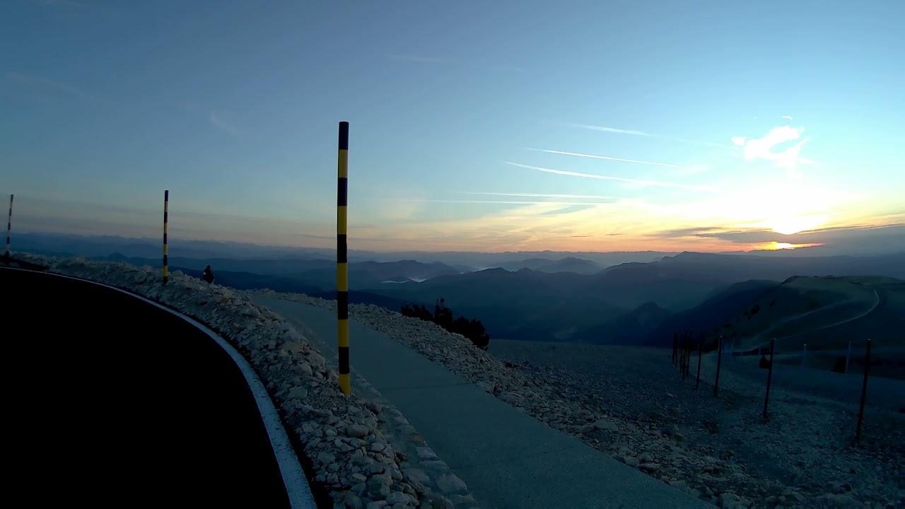 🌄 Sunrise of Ventoux 🇫🇷 in 4K - (Test cam 4K Leclerc Ref: DENVER 8058W) ASMR Moment mystery