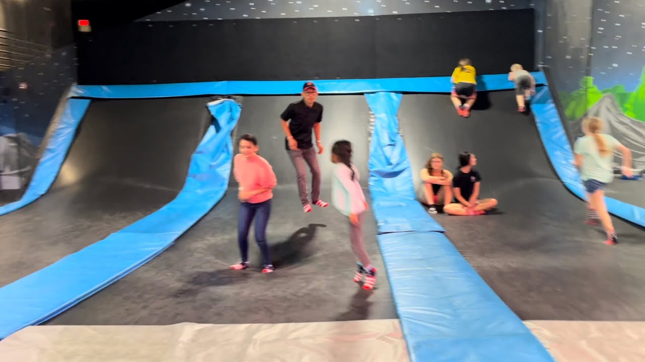 Jump Time Family Fun Time. Happy Time! Jumping Trampoline Park in Florida 🌞🌴 ...