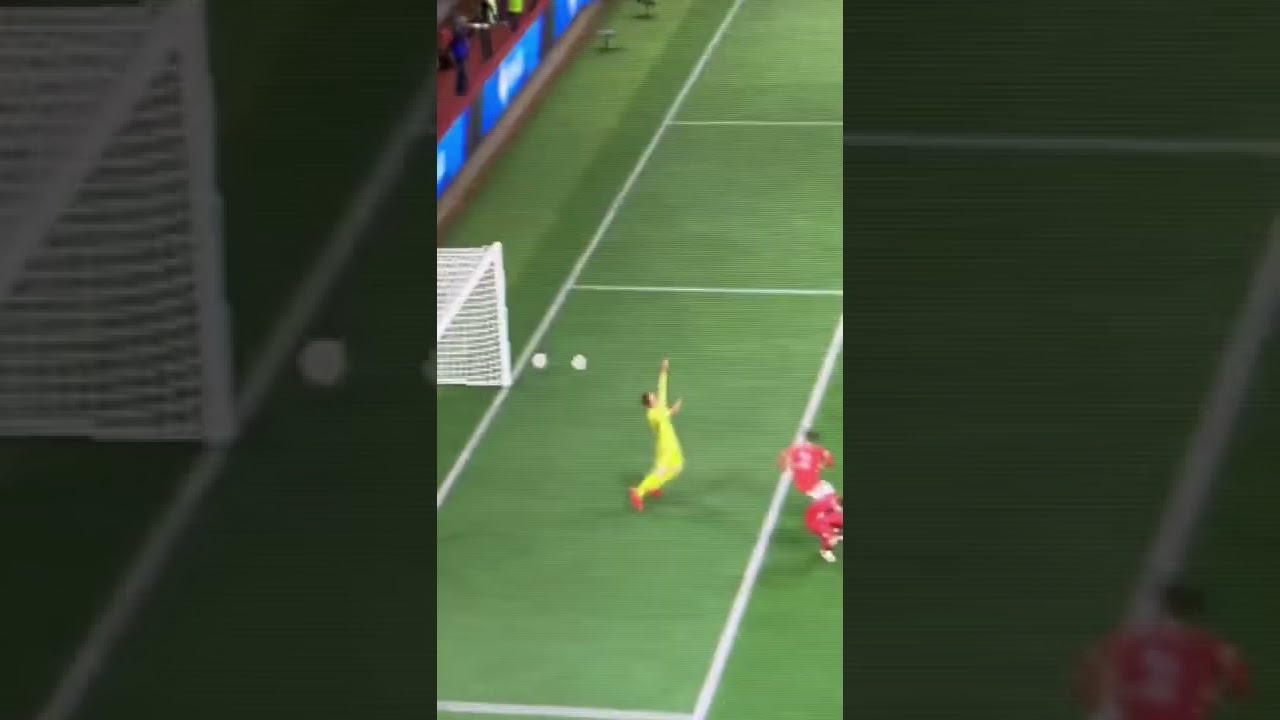 Truffert and Vlahovic 😳✨