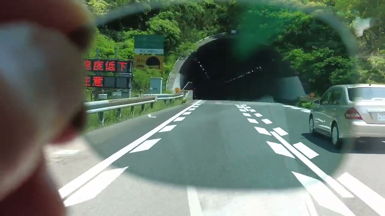 安全運転な見え方へTALEXの季節限定カラー　イーズブルー