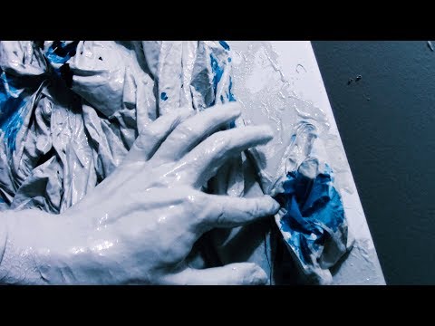 Video: Nylon monsters. Sculptuur-installaties uit de Specimen Series van Do Ho Suh