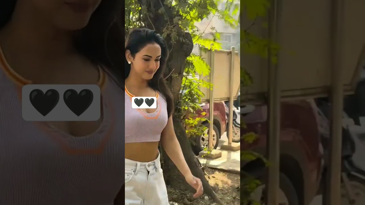 Sonal chauhan video