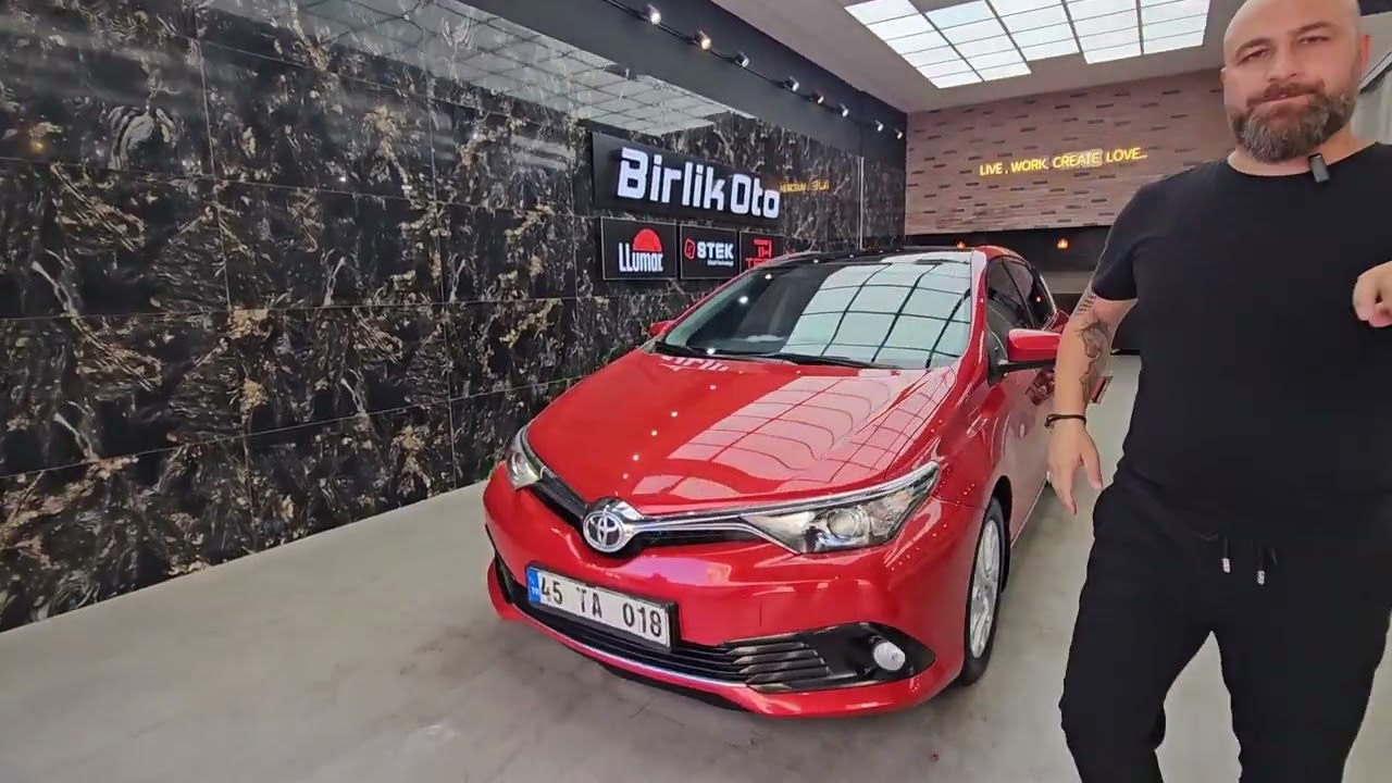 Toyota Auris Boyasız Göçük Boya Onarım İç  Temizlik Tech Crystal Seramik Kaplama LLumar Cam Filmi