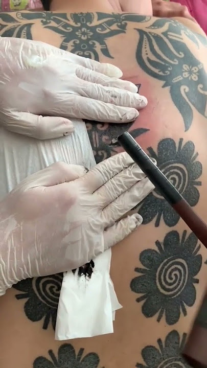 Tato tapak iban Simbol simbol sakral Dayak #dayak #budaya Borneo Indonesia