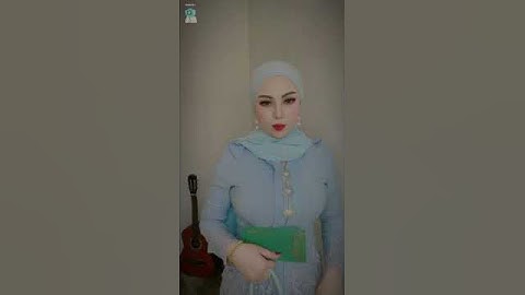 pemersatu bangsa wanita hijab cantik •|| Gitar spanyol ?