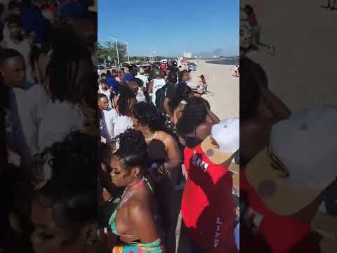 Video: Har Gulfport Mississippi en strand?