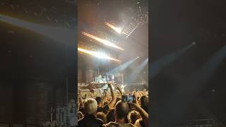 Spending way too much money to see your favourite bands = worth it. 🔥 Drop a 👍 if you’re with us! Net Worth