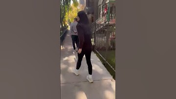 Federal immigration agents tear gas Lakeview, raid Lincoln Park as feds focus on city’s North Side