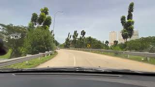 Gerbang Tol Bsd Barat 1. Jalan Tol Serpong - Balaraja. Tangerang, November 2025. Salaam.