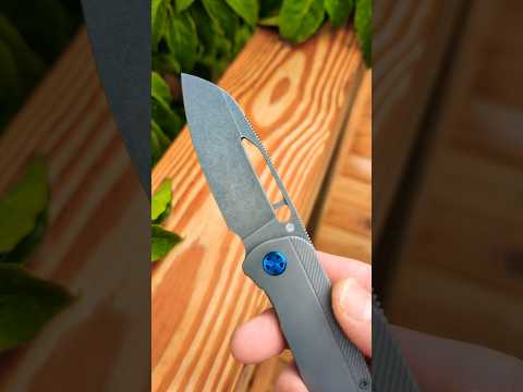 Rainy Stealth Smoke!  