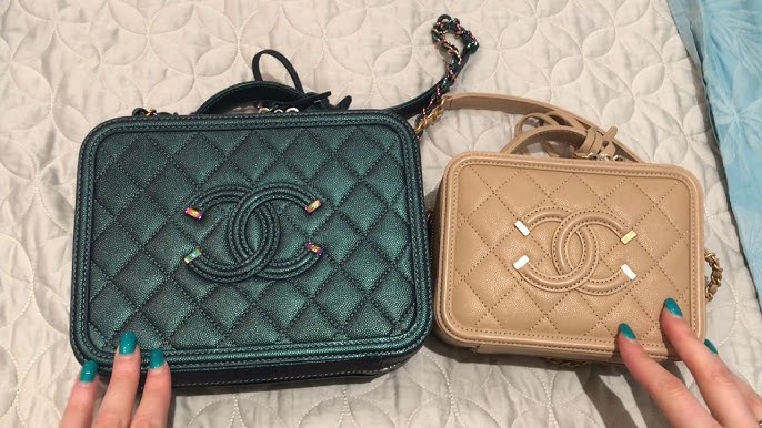 CHANEL VANITY CASE HANDBAG REVIEW