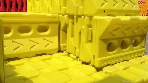 Buffalo Water Barrier Loading to 40HQ Container