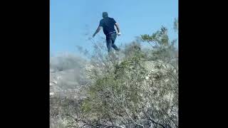 El Papá Del Toromax Se Caga En El Desierto