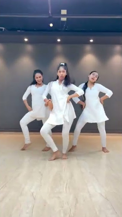 teri meri gallan hogi mashhur dance covered by sanju Choudhary