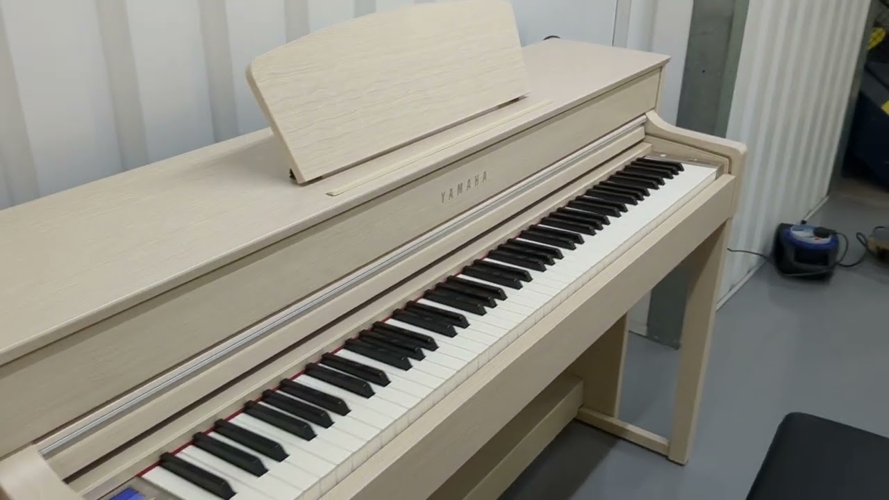 Yamaha Clavinova CLP-535 digital piano and stool in white ash