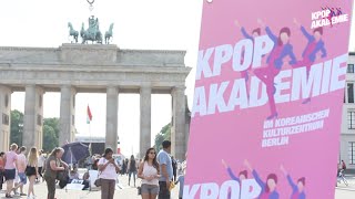 [K-Pop Flashmob]Flashmob der K-Pop Akademie Deutschland 2016 in Berlin