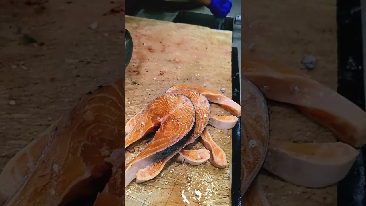 Norway Salmon fish cutting skills 