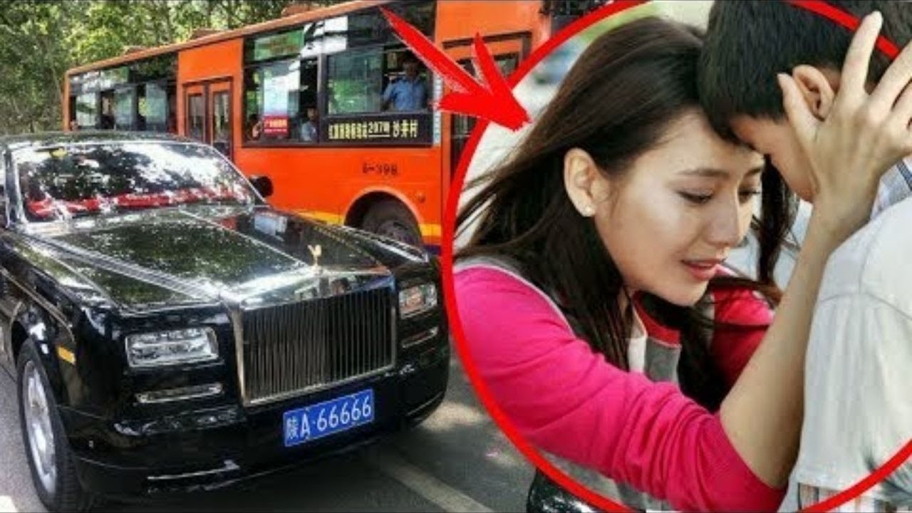 IL QUITTE SA FEMME ET SON FILS POUR ALLER TRAVAILLER EN VILLE. IL DEVIENT RICHE ET DIVORCE