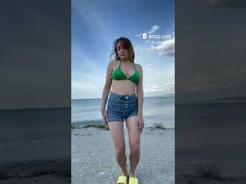 sexy Cute Girl is Dancing on Bigo Live for Fans #2023   #sexy #dance   #shortvideo #hot#girl #viral�