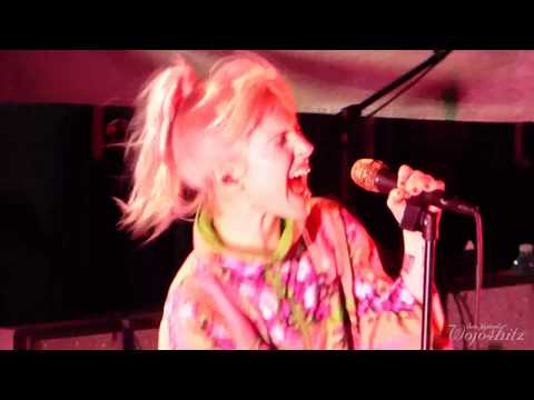 9/15 Paramore - Let the Flames Begin WITH OUTRO @ Parahoy (Show #1) 4/06/18