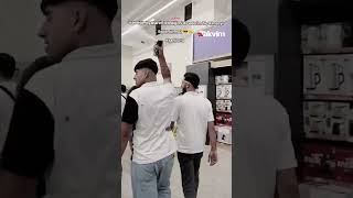 Markette Etrafa Deodorant Sıkan Şahıs Gözaltına Alındı