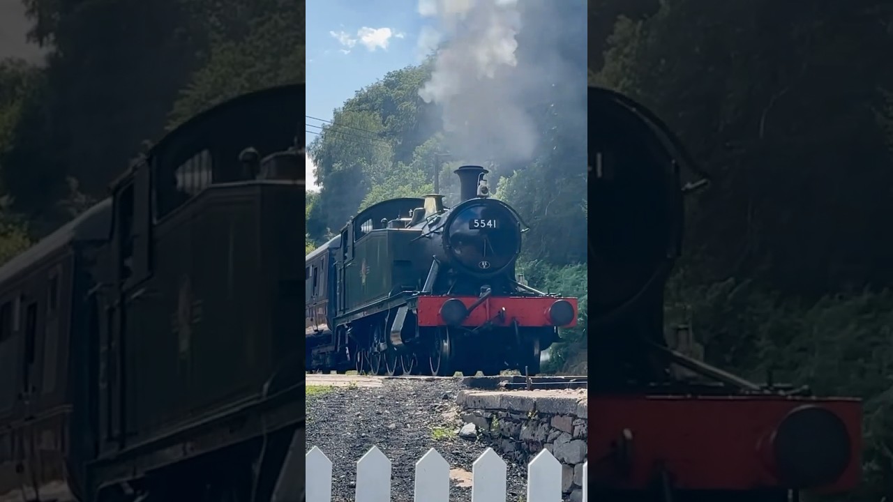 Great western small prairie tank 5541 departing 