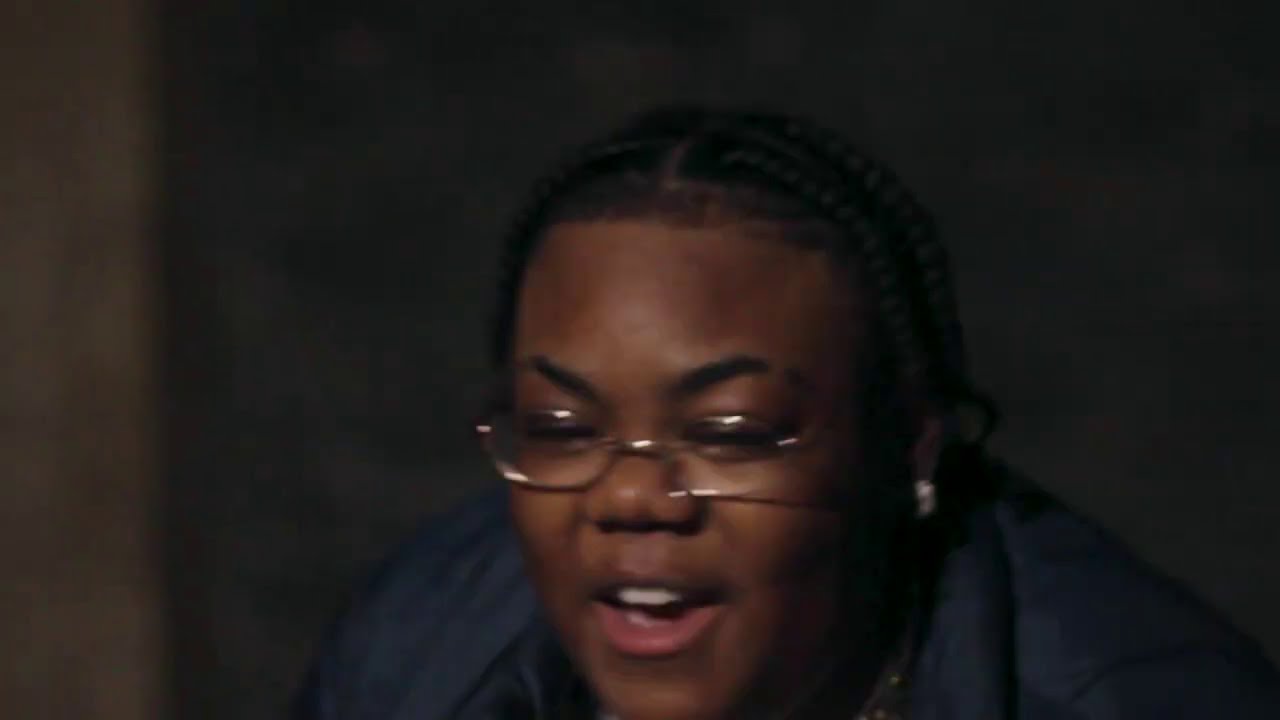 Whatalife Music Presents Munchie- Complications feat. Zavian [Official Video]