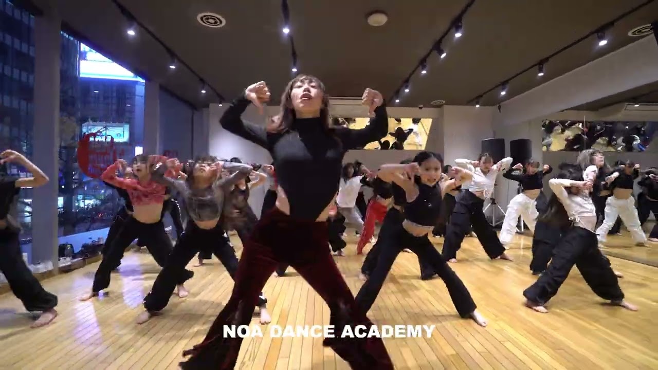 Manami先生 - ジャズファンクダンス（JAZZ FUNK）スクール